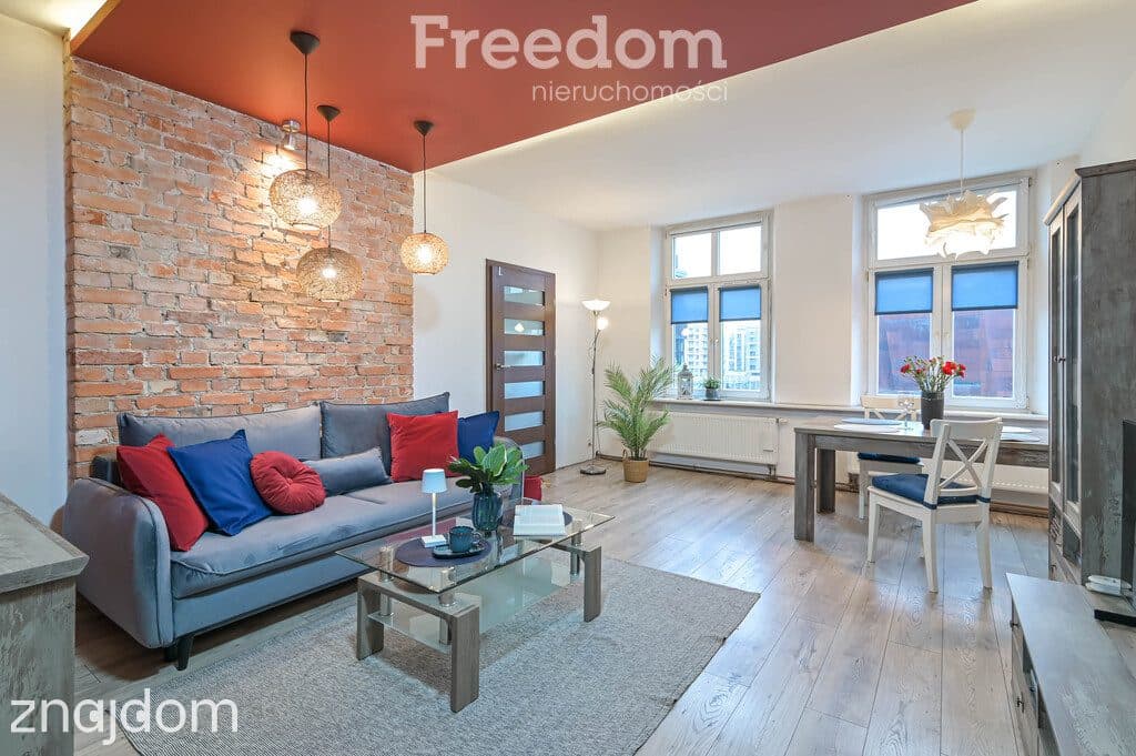 67 m² w Śródmieściu | 3 pokoje | widok na ECS - zdjęcie 5