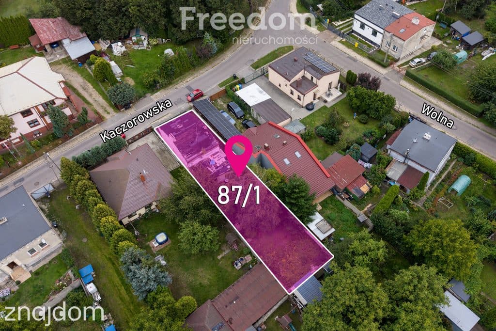 Działka budowlana 400 m² z domem do remontu - zdjęcie 6