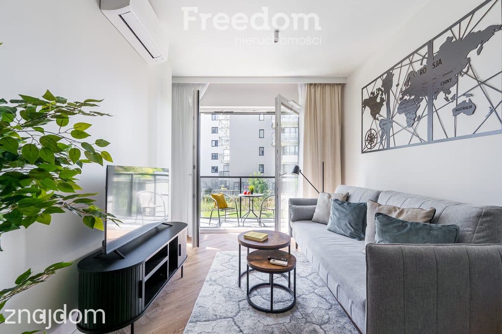 Nowe, studio, Kierbedzia, balkon, garaż - zdjęcie 2