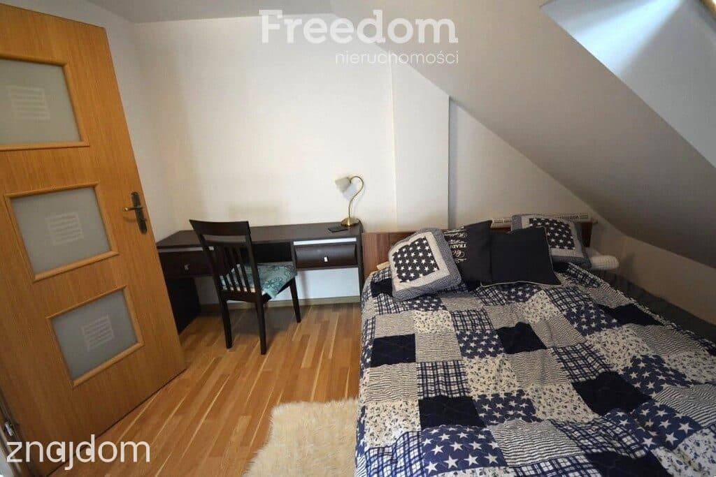 Zadbany bliźniak z działką 592 m²/Piękny ogród - zdjęcie 12