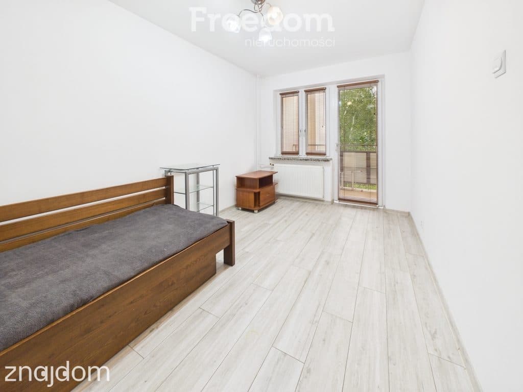 PRESTIŻOWA BAZYLIANÓWKA-2 pokoje, duży balkon - zdjęcie 5