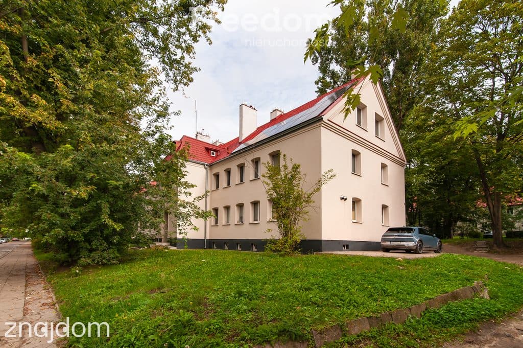 Na sprzedaż urocza kawalerka na parterze - zdjęcie 12