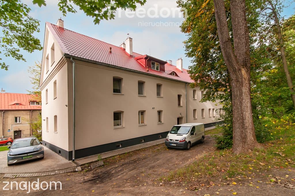 Na sprzedaż urocza kawalerka na parterze - zdjęcie 11