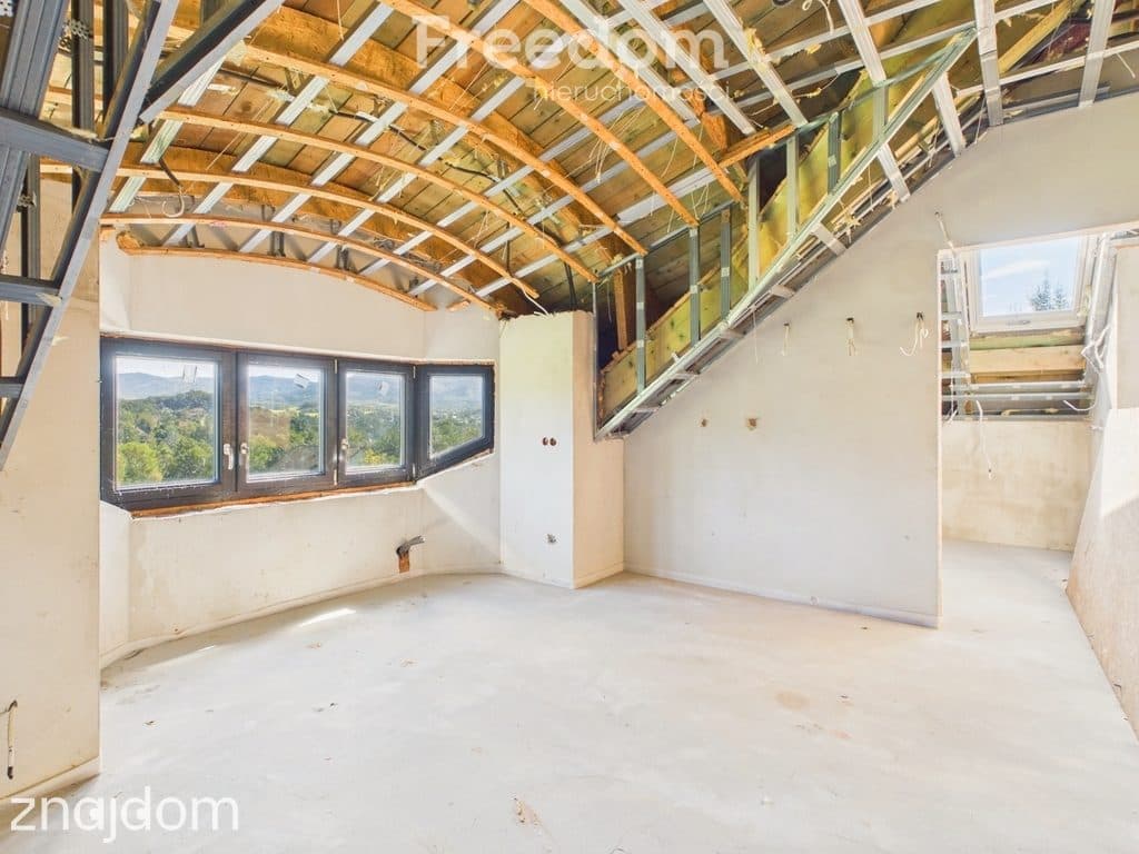 Willa ok. 470 m² na działce 79,28 ar | Zagórnik - zdjęcie 12
