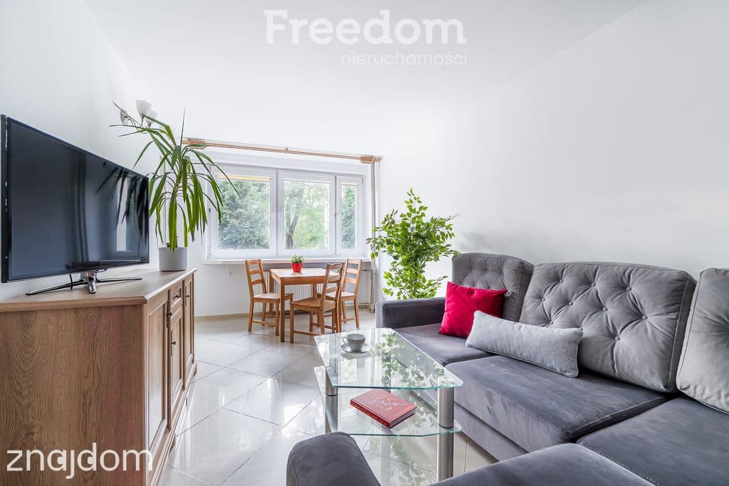 2 pokoje, 37m2 ul. Olszowa (Praga Północ) , loggia - zdjęcie 2