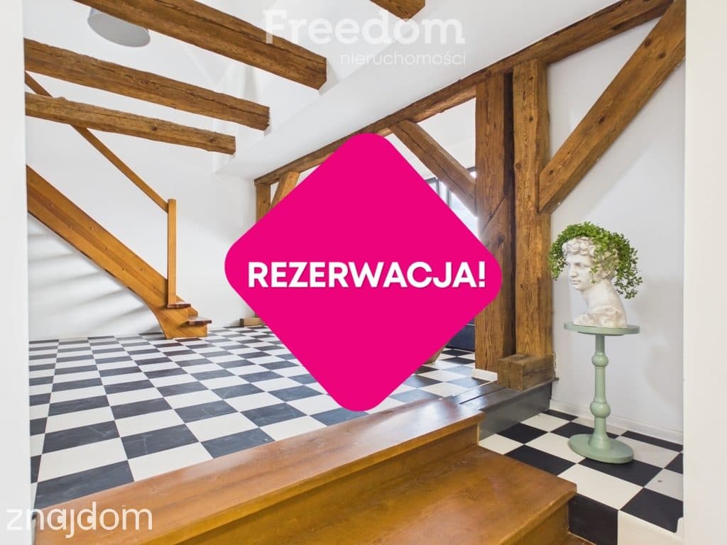 Dwupoziomowe mieszkanie z antresolą - zdjęcie 2