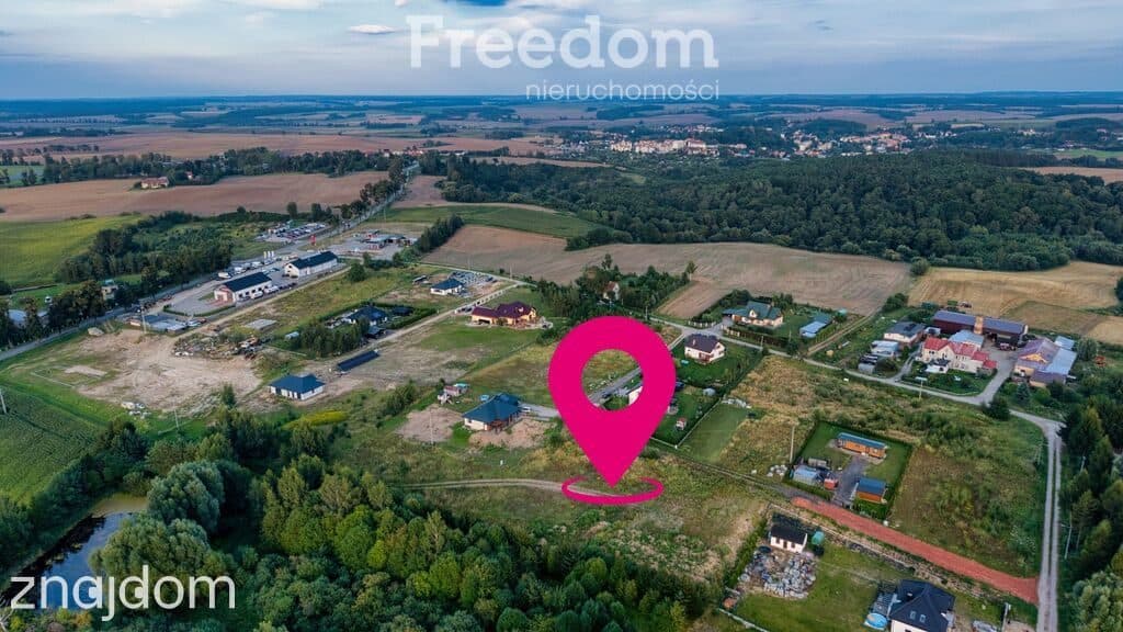Działka budowlana 1771 m² z WZ, Nowiec