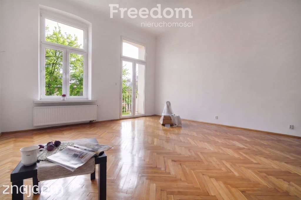 Mieszkanie w kamienicznym stylu - Łódź Fabryczna