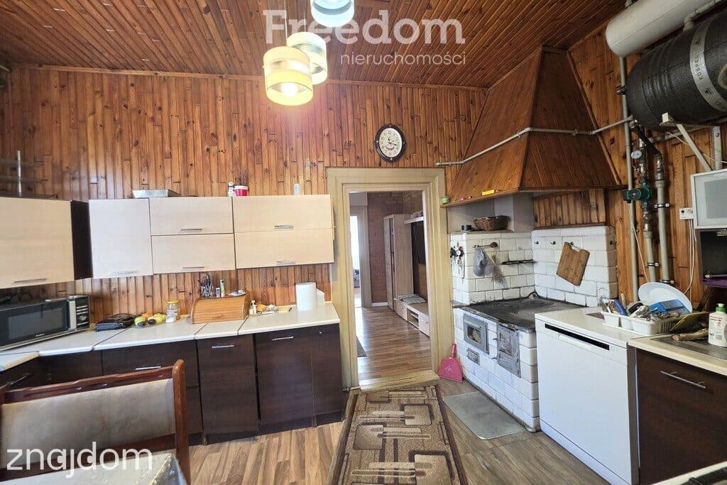 Dom drewniany z potencjałem - 2079 m² ul. Grzybowa - zdjęcie 9