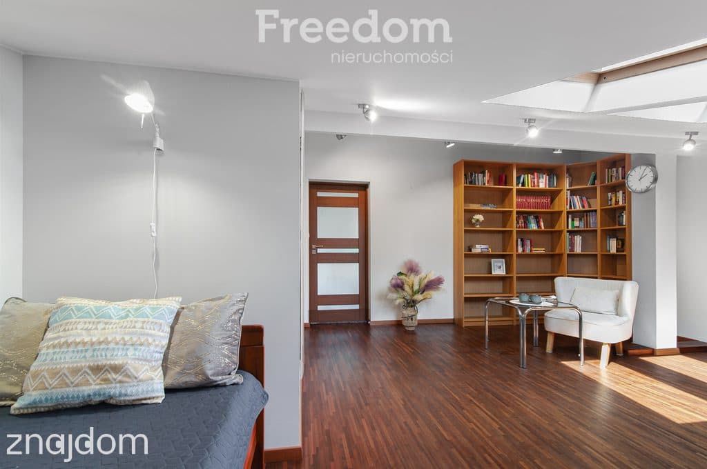 Klimatyczne 113 m² w odnowionej kamienicy z 1936r - zdjęcie 10
