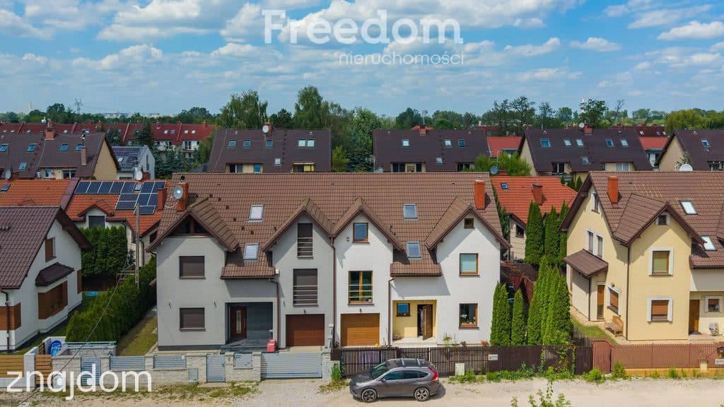 Nowoczesny, pięknie urządzony dom w bliskim Wawrze - zdjęcie 20