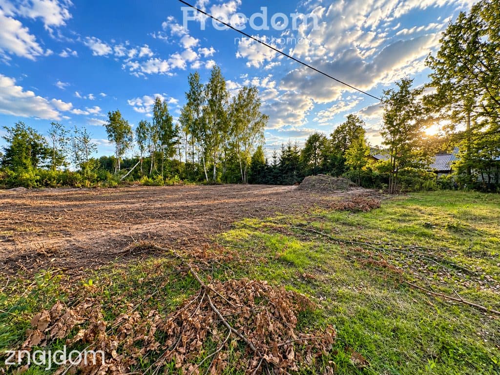 DZIAŁKA BUDOWLANA 1445 M² – CIĘCIWA, GM. DĘBE WIEL