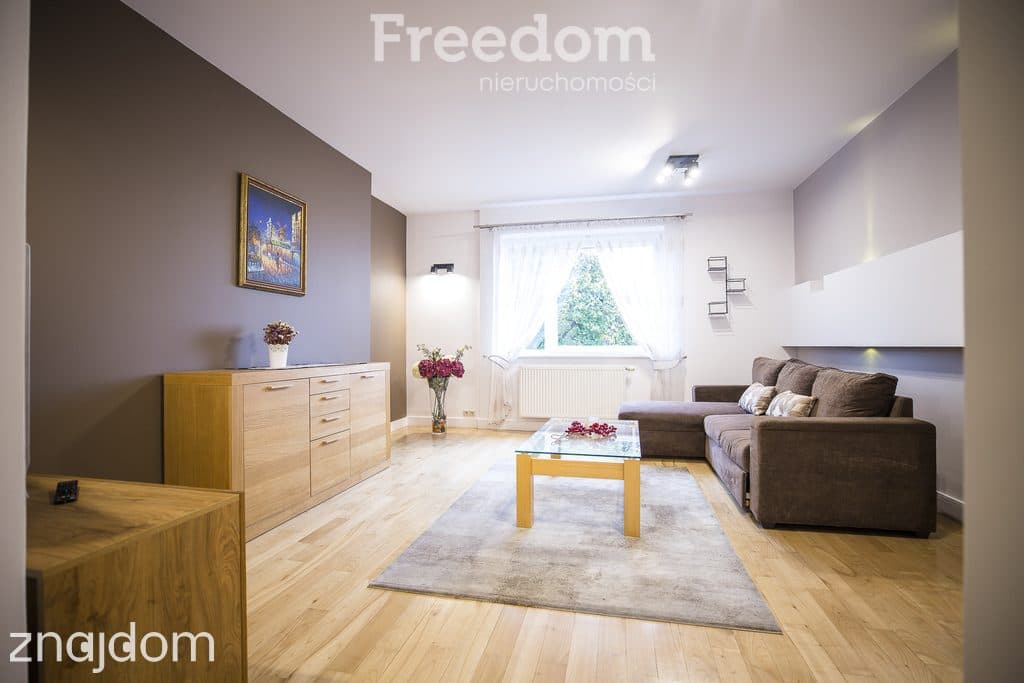 Nowoczesne mieszkanie w centrum niski czynsz - zdjęcie 9