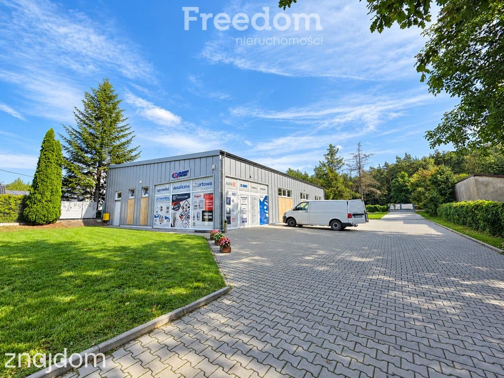 Dom 120 m² + budynek usługowy ok. 300 m² - zdjęcie 4