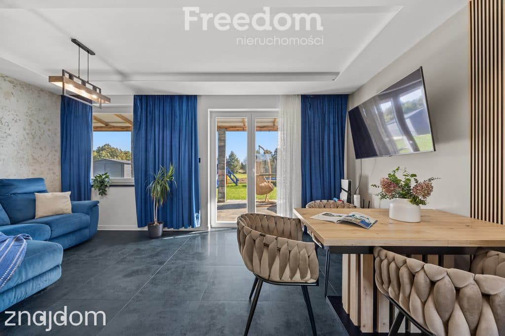 DOM WŚRÓD ZIELENI 144 m² NA DZIAŁCE 1027 m2