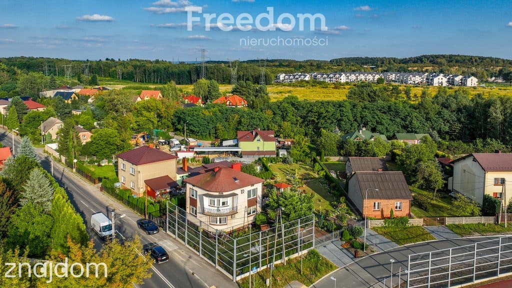 Dom z pięknym ogrodem! - zdjęcie 9