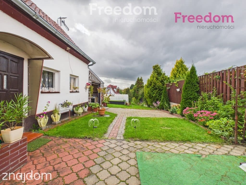 Dom szeregowy w Mrągowie z dużym ogrodem. - zdjęcie 13