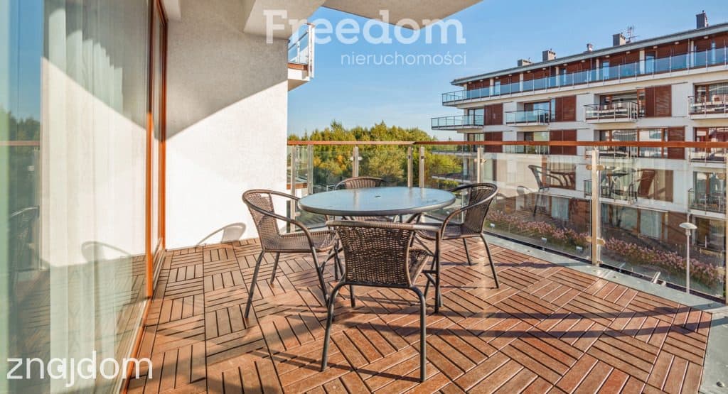 2-pokojowe, 39 m², winda, garaż, ogrodzony teren - zdjęcie 8