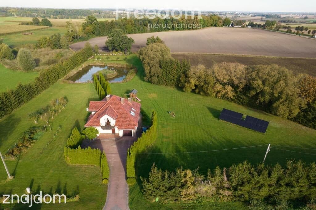 Komfortowy dom z działką, 1 ha + staw, k.Bartoszyc - zdjęcie 9