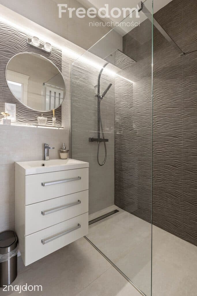 Luksusowy apartament 63,5 m2 z tarasem i ogrodem 134 m2 na 1 piętrze - zdjęcie 4