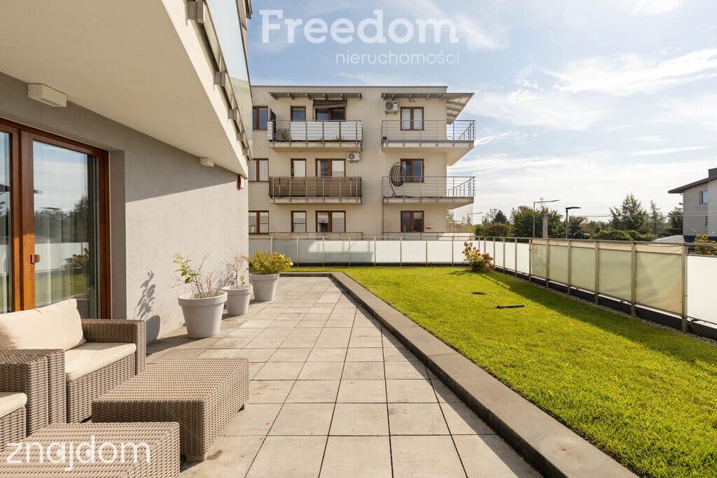 Luksusowy apartament 63,5 m2 z tarasem i ogrodem 134 m2 na 1 piętrze - zdjęcie 12