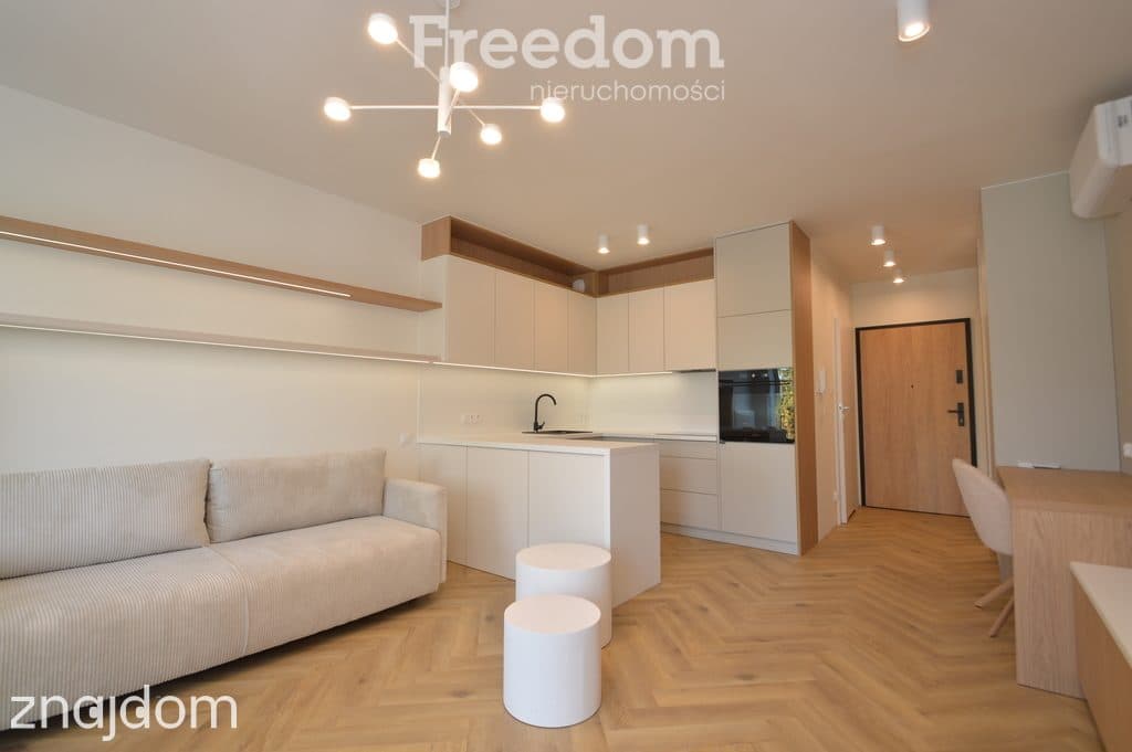 Nowoczesny apartament w pobliżu jeziora - zdjęcie 2