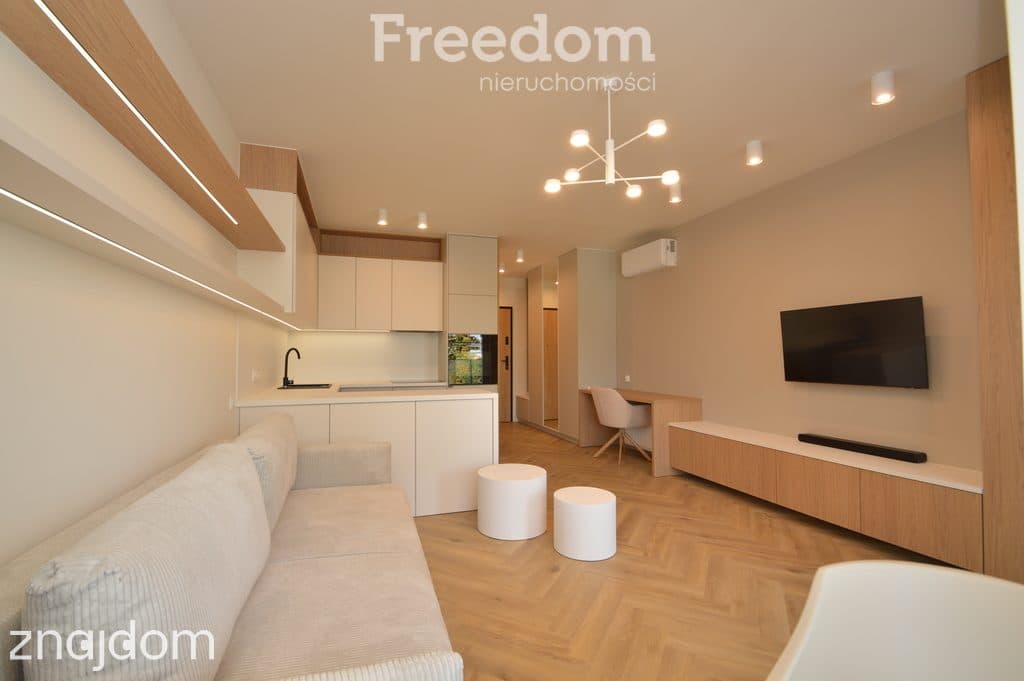 Nowoczesny apartament w pobliżu jeziora