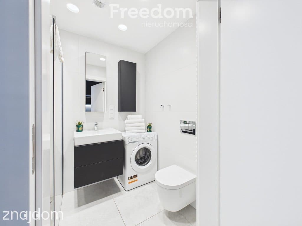 Apartament nad Bałtykiem z częściowym widokiem na morze - zdjęcie 11