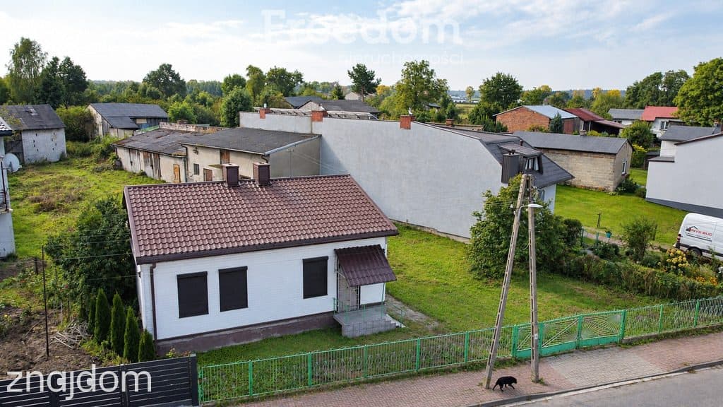 Działka 1500 m² wraz z budynkami sprzedaż – Strzałków - zdjęcie 2