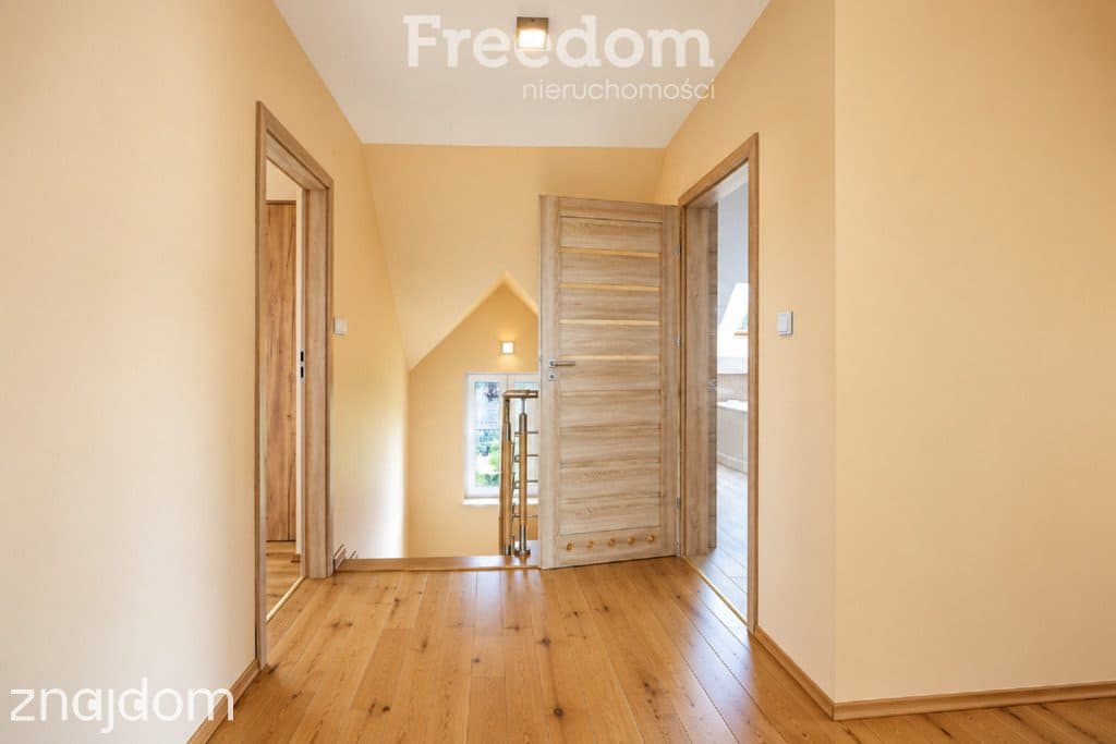 Dom 185 m², 4 pokoje, spokojna okolica - zdjęcie 11