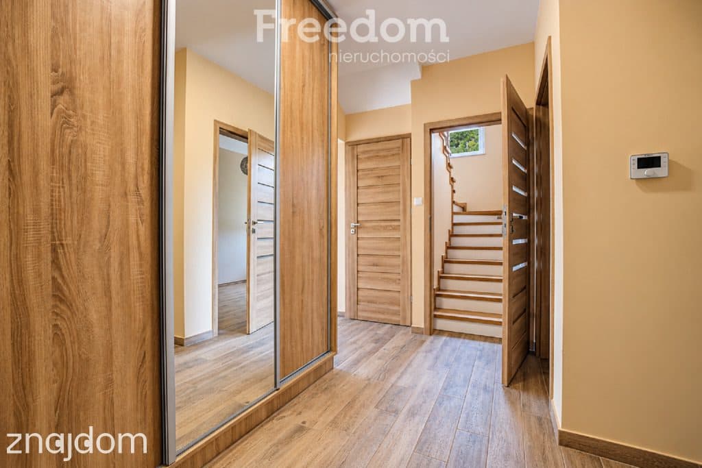Dom 185 m², 4 pokoje, spokojna okolica - zdjęcie 15