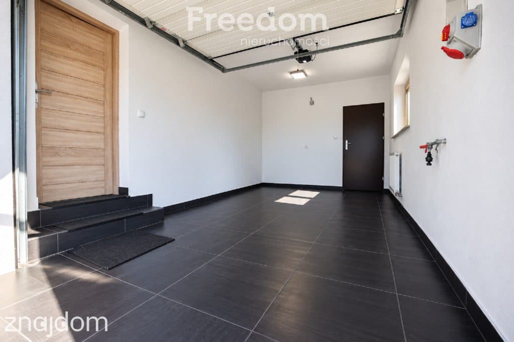 Dom 185 m², 4 pokoje, spokojna okolica - zdjęcie 19