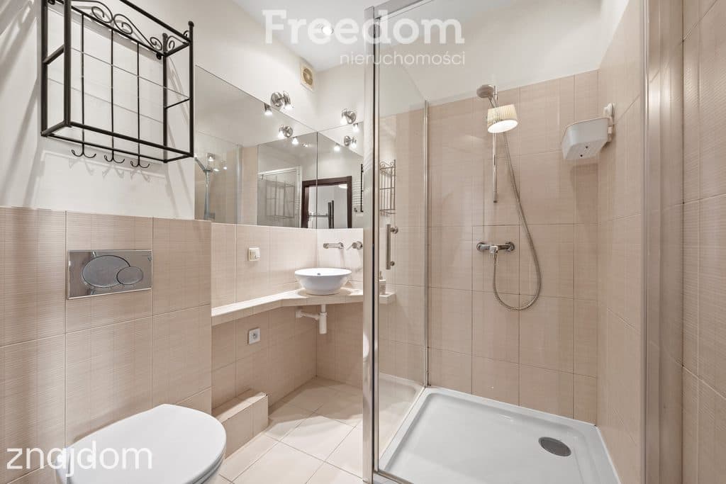 Piękne mieszkanie 126 M² - 5 pokoi, 2 miejsca postojowe - Józefosław - zdjęcie 8