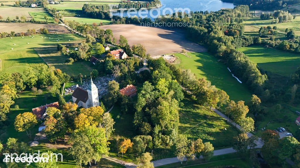 Duża działka budowlana z WZ Leginy koło Reszla