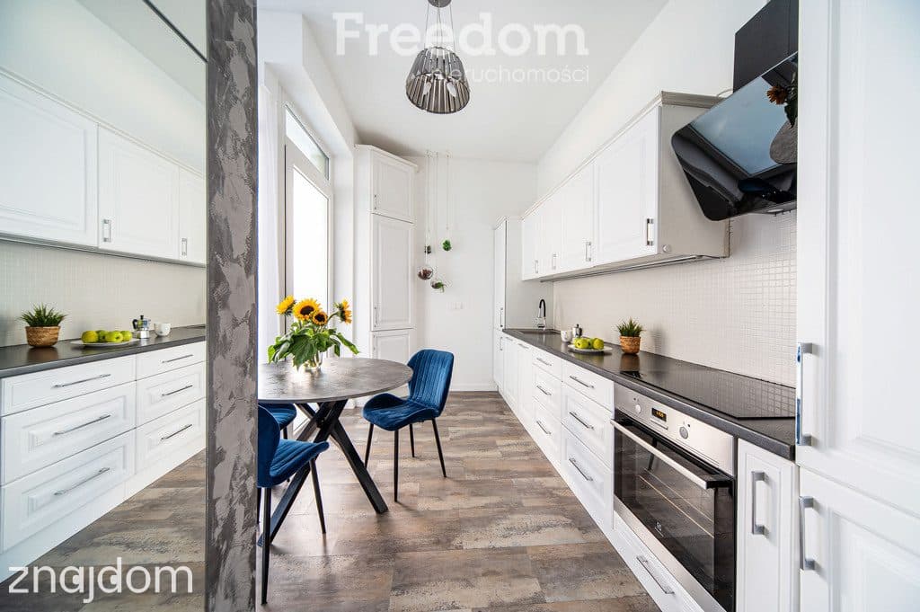 Eleganckie 2 pokoje z 14 m² balkonem - zdjęcie 9