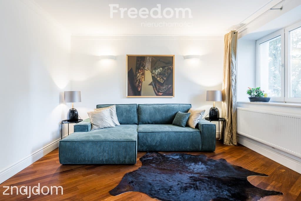 Wygodny, przestronny i klimatyczny apartament - zdjęcie 2
