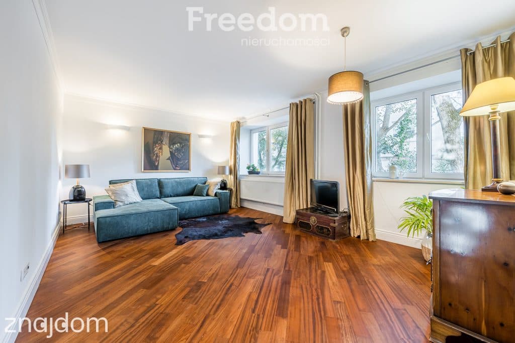 Wygodny, przestronny i klimatyczny apartament
