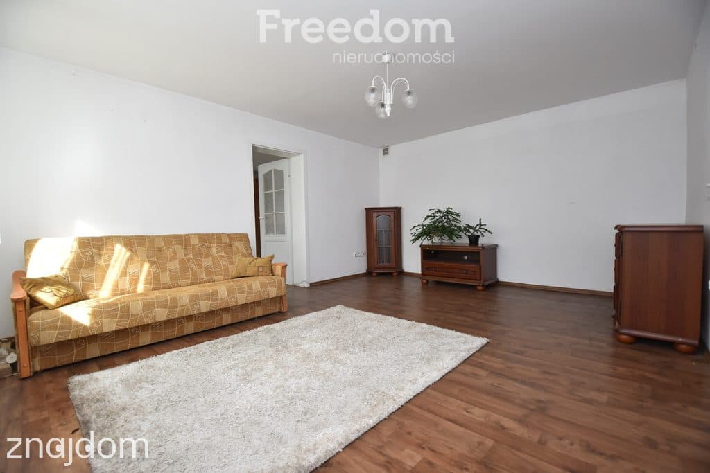 Mieszkanie 61 m2, bez czynszowe, ogródek, pom. gospodarcze - zdjęcie 2
