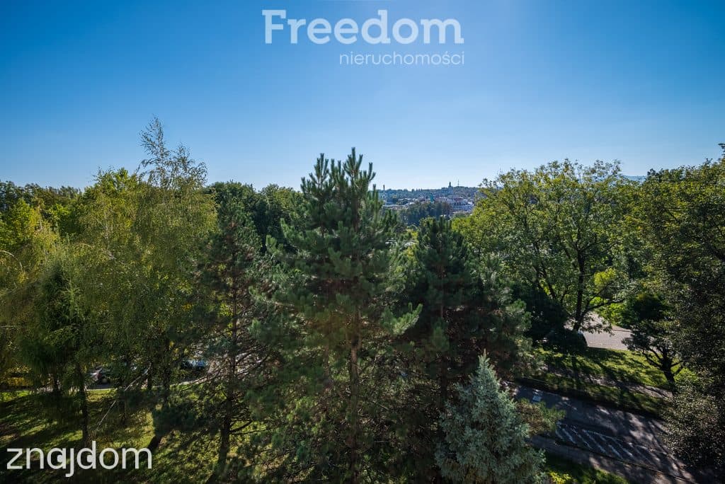 3 pokoje z dużym balkonem i pięknym widokiem - zdjęcie 3