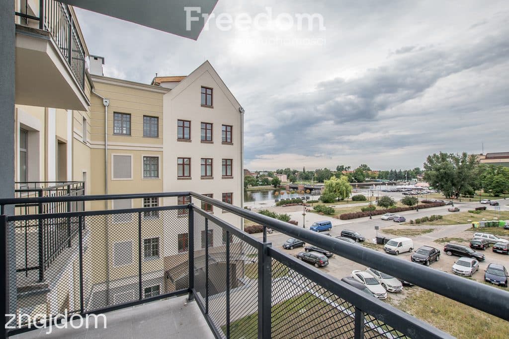 Komfortowy apartament na elbląskiej starówce - zdjęcie 8