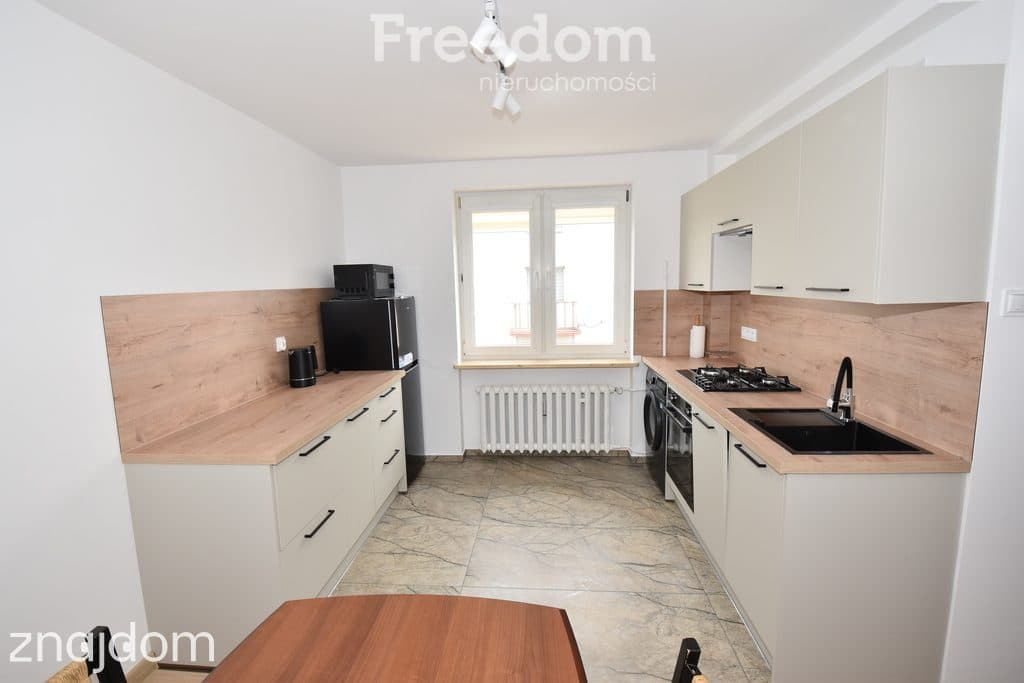 Mieszkanie, 2 pokoje 45m2 z balkonem w Centrum - zdjęcie 2