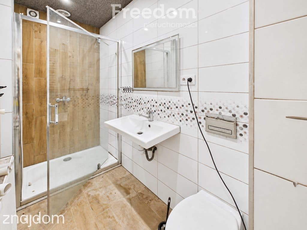Dom 200 m², 8 pokoi, działka 9a, taras - Lewin Brzeski - zdjęcie 18