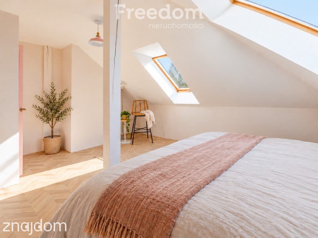 Dom wśród zieleni | 5525 m² działki | Blisko lasów - zdjęcie 18