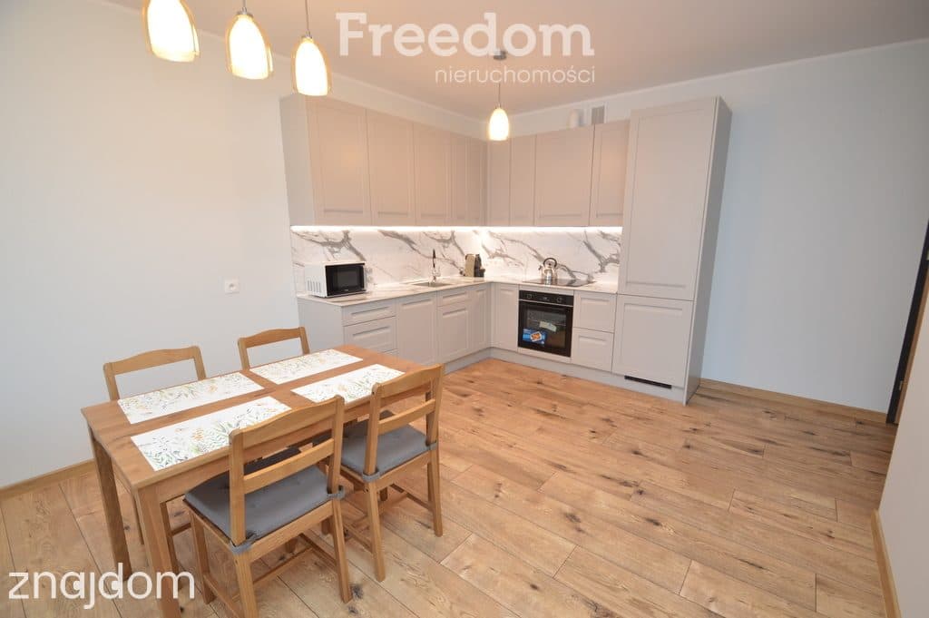 Nowoczesny apartament na ul. Targowej - zdjęcie 5