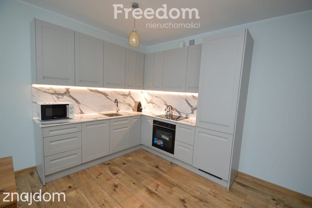 Nowoczesny apartament na ul. Targowej - zdjęcie 6