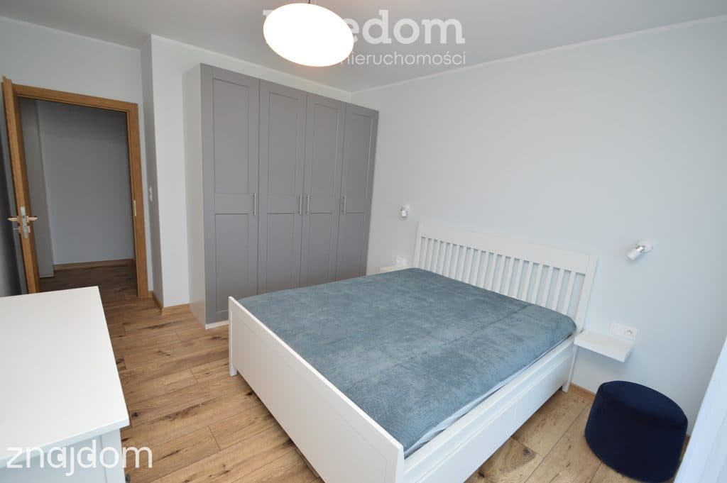 Nowoczesny apartament na ul. Targowej - zdjęcie 11