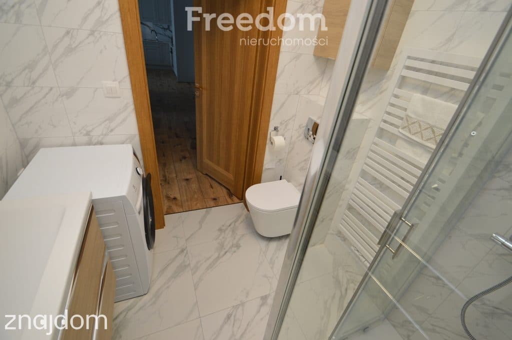 Nowoczesny apartament na ul. Targowej - zdjęcie 13