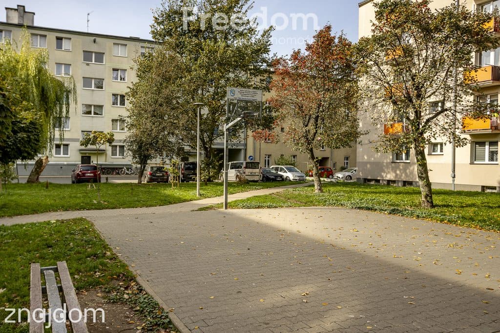 Dwupokojowe mieszkanie w centrum Ełku - zdjęcie 12