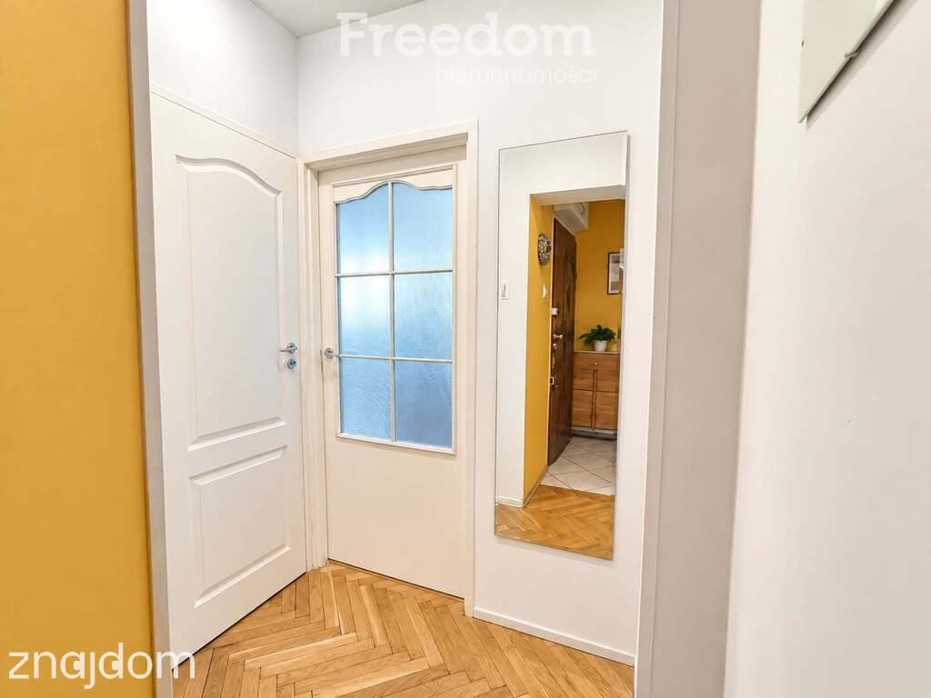 3-pokojowe mieszkanie 67,70 m² w centrum Ciechanowa z dwoma balkonami - zdjęcie 9