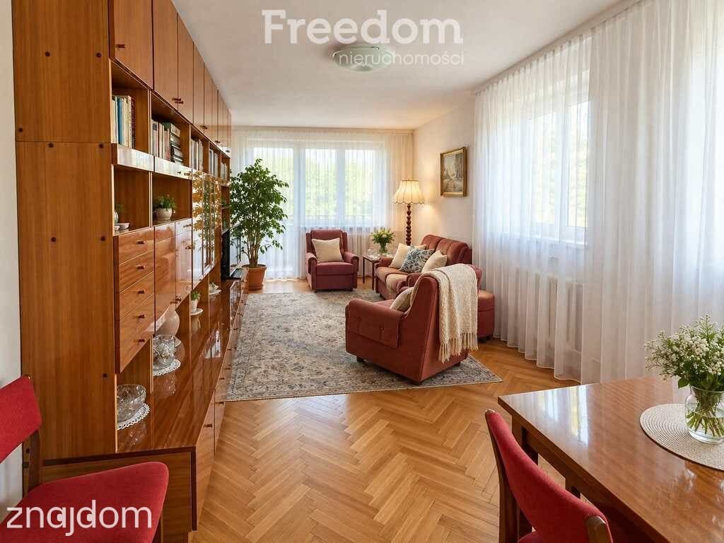 3-pokojowe mieszkanie 67,70 m² w centrum Ciechanowa z dwoma balkonami - zdjęcie 4